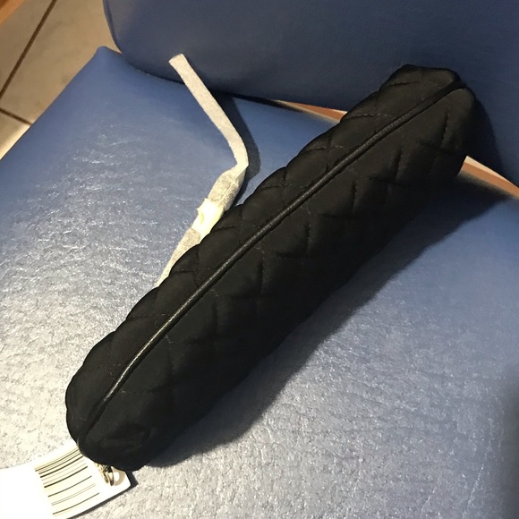 Vera Bradley retired folded flap wristlet - Picture 10 of 16